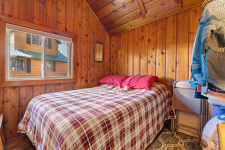 Classic Canada Creek Ranch Cabin with Lake Geneva Views - image 20