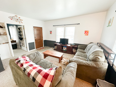 Updated 3BD Home on 1.12 ± Acres For Sale in Salem, MO - image 2