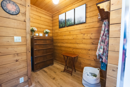 Log Home on Acreage-Hancock County Tennessee For Sale-Thorn Hill - image 18