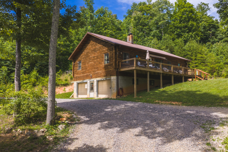 Log Home on Acreage-Hancock County Tennessee For Sale-Thorn Hill - image 5