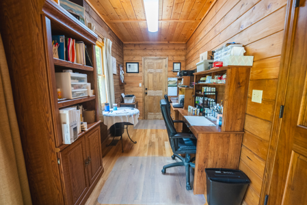 Log Home on Acreage-Hancock County Tennessee For Sale-Thorn Hill - image 14