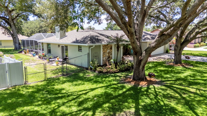 South Lakeland, Pool, 4 Bedrooms, 2 Baths, Large AC Florida Rm,