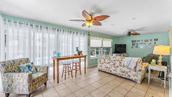 South Lakeland, Pool, 4 Bedrooms, 2 Baths, Large AC Florida Rm,