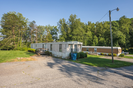 Income-Producing Mobile Home Park – 8 Rental Units | Lenoir, NC - image 7