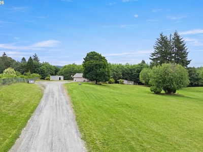 Country Living on 5 Private Acres Near Battle Ground - image 29