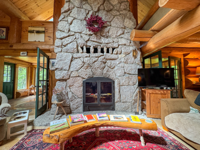 A Log Home Masterpiece in the Maine Woods on West Lake - image 20