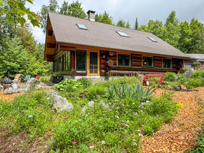 A Log Home Masterpiece in the Maine Woods on West Lake - image 3