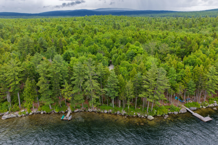 A Log Home Masterpiece in the Maine Woods on West Lake - image 13