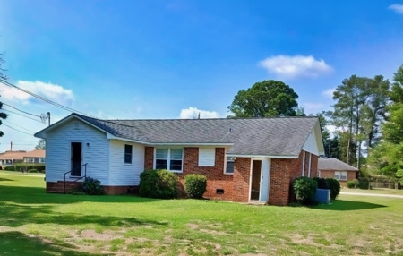 Solid Brick Ranch in Windsor Park: Updated & Move-In Ready - image 6