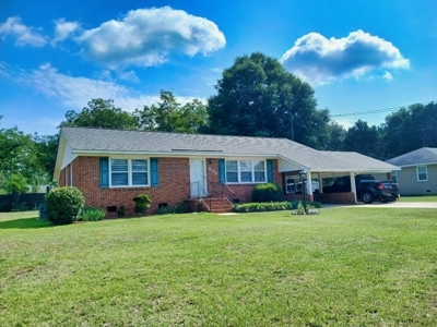 Solid Brick Ranch in Windsor Park: Updated & Move-In Ready - image 1