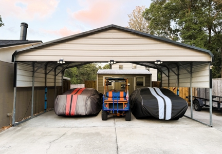 Block Home with Huge Garage, Storage, Paved & Covered Parking - image 24