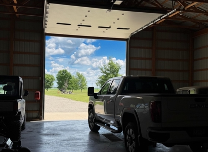 Private 8-Acre Executive Estate w/ Massive Workshop - image 44