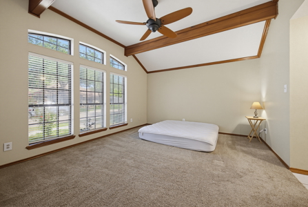 Beautiful home on corner lot in the Lakes Subdivision - image 5