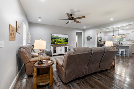 Country Home in Burkesville, KY near Dale Hollow Lake - image 6