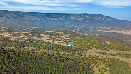 Secluded Contemporary Home, BLM Land on 3 Sides, Mountain Views - image 30