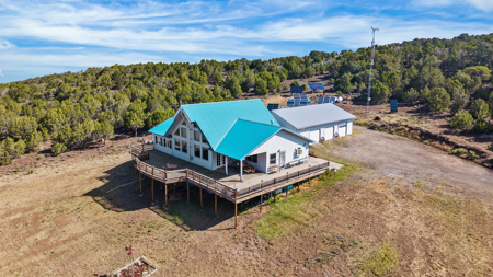 Secluded Contemporary Home, BLM Land on 3 Sides, Mountain Views - image 18