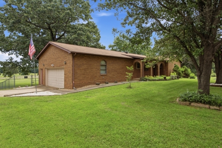Home for Sale in West Plains, MO. for Sale, 5 Bedrooms 3 Baths - image 32