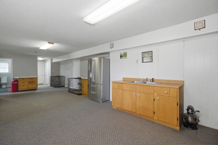Home for Sale in West Plains, MO. for Sale, 5 Bedrooms 3 Baths - image 21