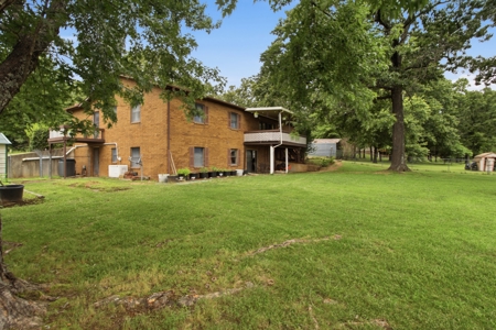 Home for Sale in West Plains, MO. for Sale, 5 Bedrooms 3 Baths - image 36