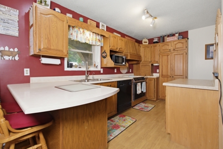Home for Sale in West Plains, MO. for Sale, 5 Bedrooms 3 Baths - image 8