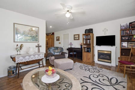 Home for Sale in West Plains, MO. for Sale, 5 Bedrooms 3 Baths - image 10