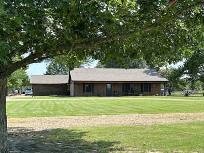 Ranchette on 13 Acres with Shop & Pond - image 1