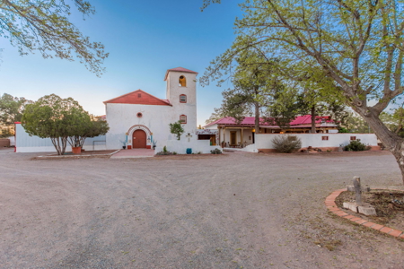 Historic Adobe Estate with Event Venue for Sale in Hatch, NM - image 5