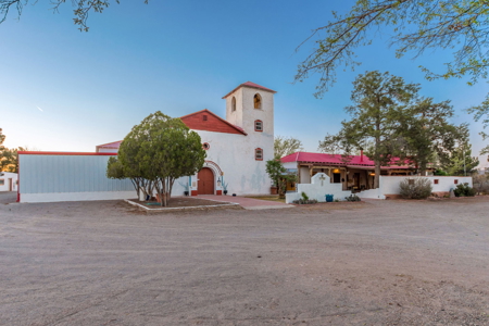 Historic Adobe Estate with Event Venue for Sale in Hatch, NM - image 6