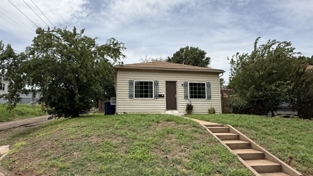 Good Starter Home or Rental investment - image 1