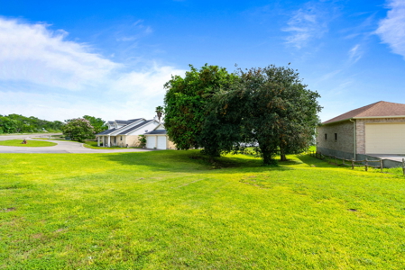 Waterfront Escape in Gated Indian Hills with Panoramic Views - image 4