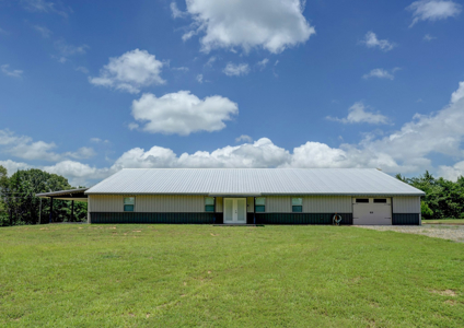 Stunning Country Home For Sale on 14.5 Acres in De Kalb, TX! - image 48