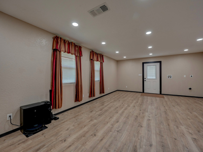 Stunning Country Home For Sale on 14.5 Acres in De Kalb, TX! - image 38