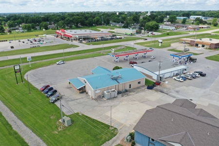 Turn-Key Restaurant or Unlimited Commercial Potential - image 37