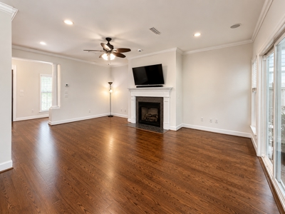 The Highlands Home You've Been Waiting For - image 6