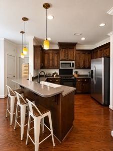 The Highlands Home You've Been Waiting For - image 9
