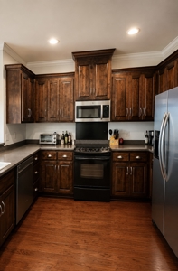 The Highlands Home You've Been Waiting For - image 10