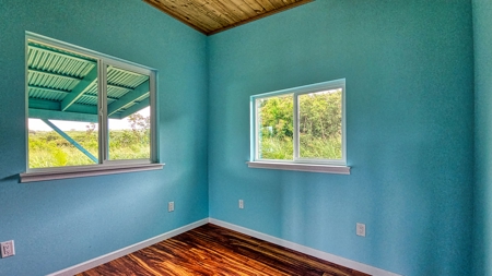 New off-grid 2BR Big Island Hawaii home w/solar, lanai & carport - image 9