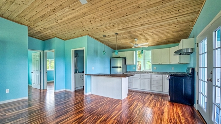 New off-grid 2BR Big Island Hawaii home w/solar, lanai & carport - image 2