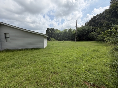 Commercial Building For Sale In North Central Arkansas - image 15