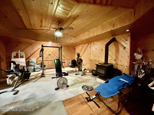 Luxury Country Estate on 70 Acres in Lawrence County