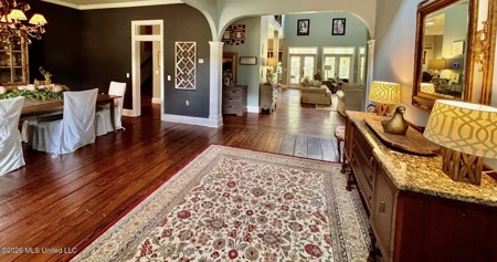 Luxury Country Estate on 70 Acres in Lawrence County - image 14