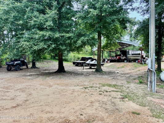 Luxury Country Estate on 70 Acres in Lawrence County