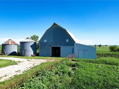 Country Home on 12.24 Acres with Barn & Horse Facilities - image 37