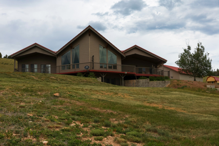 Montana Foothills Retreat | Hobson, Montana - image 13