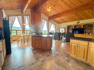 Montana Foothills Retreat | Hobson, Montana - image 8