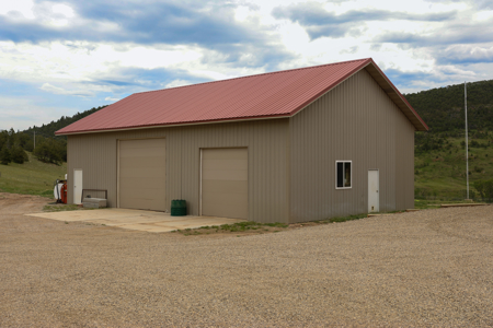 Montana Foothills Retreat | Hobson, Montana - image 11
