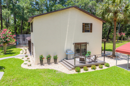 Beautiful Home on 5 Acres with Pool in Newberry, FL - image 9