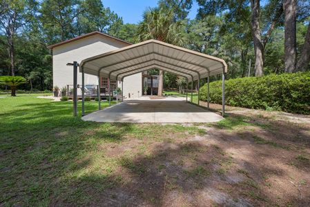 Beautiful Home on 5 Acres with Pool in Newberry, FL - image 6