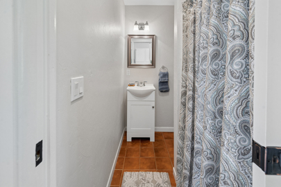 Listing 23