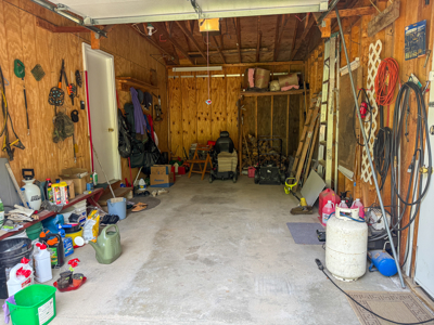 Lakeside Ranch Home - Springfield, Maine - image 31